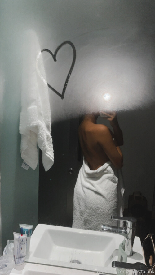 Carlotta.bnk Nude Leaked Onlyfans Photo Carlotta.bnk Nude Leaked Onlyfans Photo