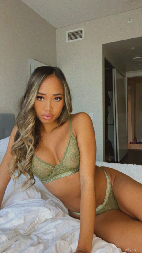 Jellyxk / Jellykrazz Nude Leaked Onlyfans Photo Jellyxk / Jellykrazz Nude Leaked Onlyfans Photo