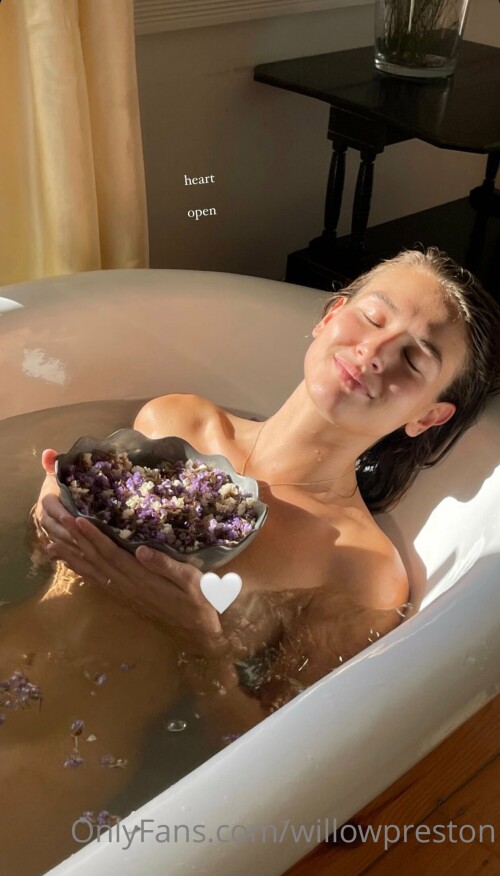 Willow Preston Nude Leaked Onlyfans Photo Willow Preston Nude Leaked Onlyfans Photo