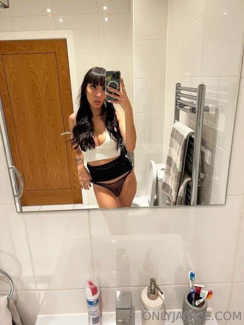 Janice Griffith Nude Leaked Onlyfans Photo