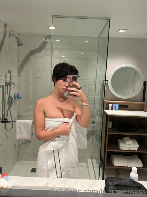 Liz | Lupuwellness Nude Leaked Onlyfans Photo