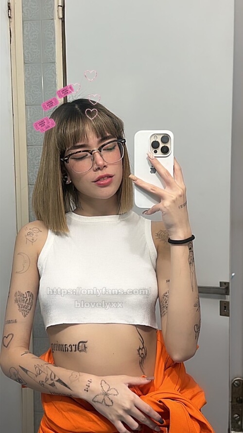 Badlovelyxx Nude Leaked Onlyfans Photo Badlovelyxx Nude Leaked Onlyfans Photo