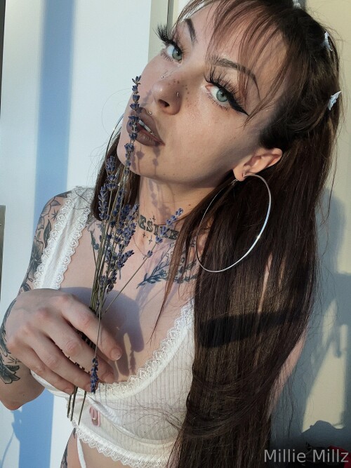 milliemillz / MillieKnoxx / Millie Millz Nude Leaked Onlyfans Photo milliemillz / MillieKnoxx / Millie Millz Nude Leaked Onlyfans Photo