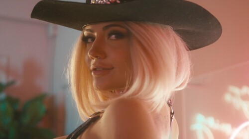 3-AR-X-JB-Cowgirl.md.jpg
