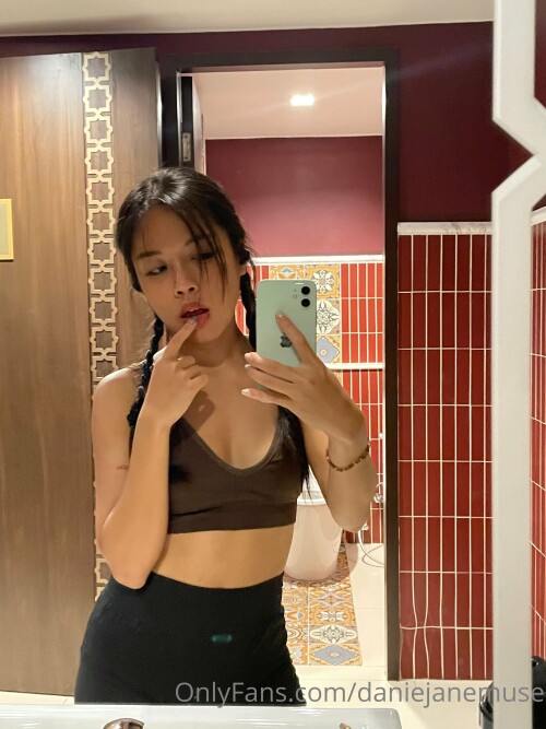 Danie Jane / daniejanemuse Nude Leaked Onlyfans Photo Danie Jane / daniejanemuse Nude Leaked Onlyfans Photo