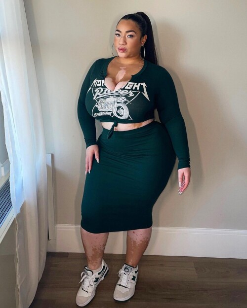 Evie_Spice/YvetteMari Nude Leaked Onlyfans Photo Evie_Spice/YvetteMari Nude Leaked Onlyfans Photo