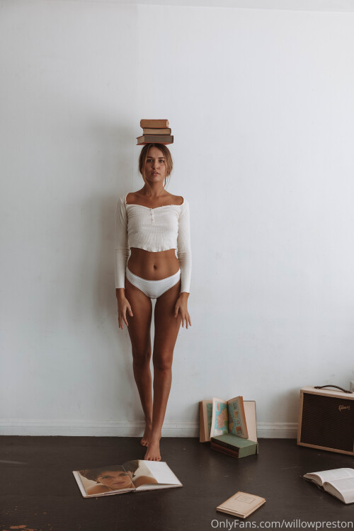 Willow Preston Nude Leaked Onlyfans Photo Willow Preston Nude Leaked Onlyfans Photo