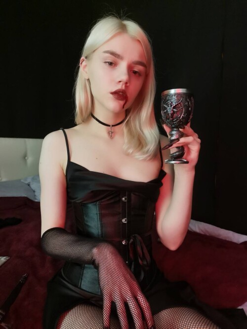 Allotrop (Allotropp, allotrop) Nude Leaked Onlyfans Photo