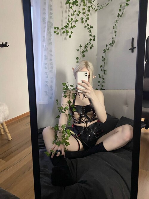 Allotrop (Allotropp, allotrop) Nude Leaked Onlyfans Photo