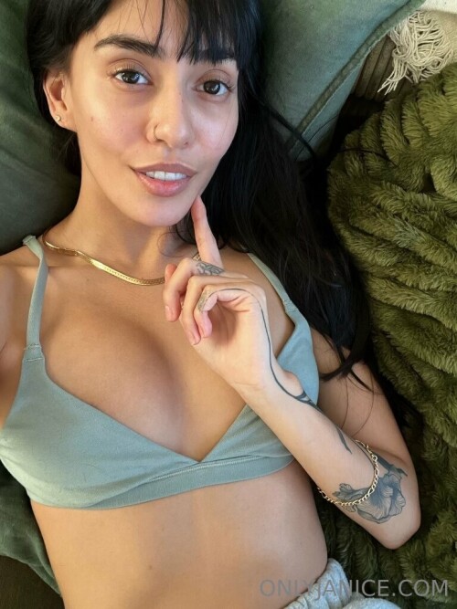 Janice Griffith Nude Leaked Onlyfans Photo