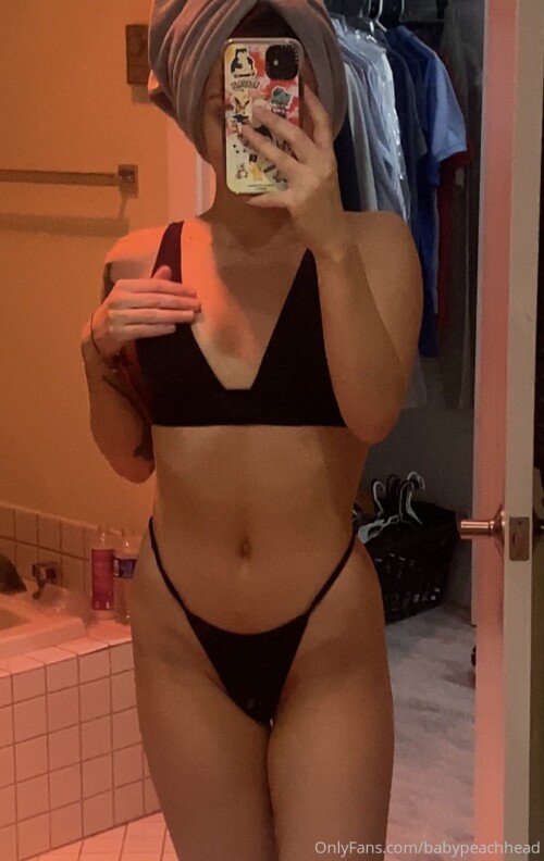 Kat / BabyPeachHead Nude Leaked Onlyfans Photo Kat / BabyPeachHead Nude Leaked Onlyfans Photo