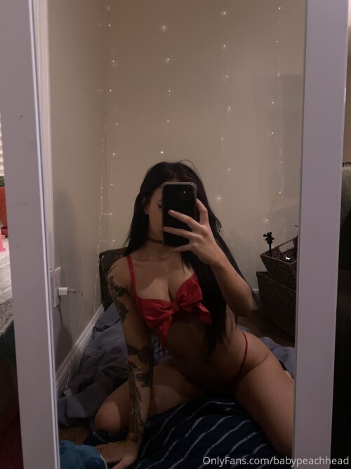 Kat / BabyPeachHead Nude Leaked Onlyfans Photo Kat / BabyPeachHead Nude Leaked Onlyfans Photo