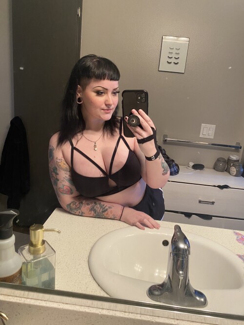 Mistressbatty | Bunnyrosexx Nude Leaked Onlyfans Photo Mistressbatty | Bunnyrosexx Nude Leaked Onlyfans Photo