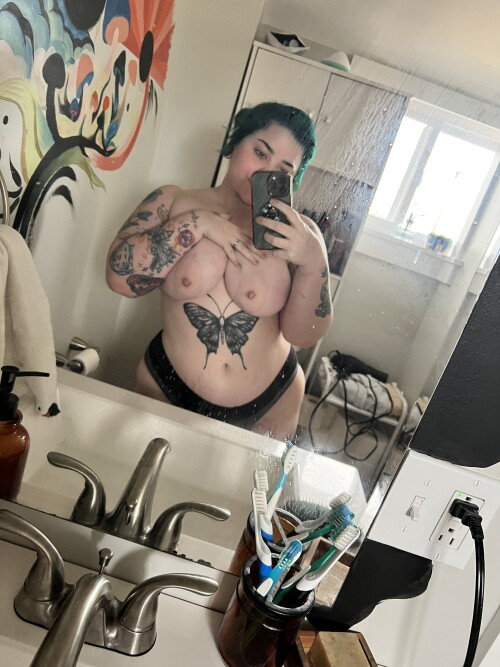 Mistressbatty | Bunnyrosexx Nude Leaked Onlyfans Photo Mistressbatty | Bunnyrosexx Nude Leaked Onlyfans Photo
