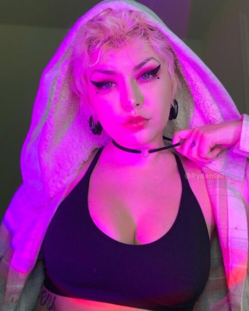 Ryden Armani / Caroline Mosley Nude Leaked Onlyfans Photo Ryden Armani / Caroline Mosley Nude Leaked Onlyfans Photo