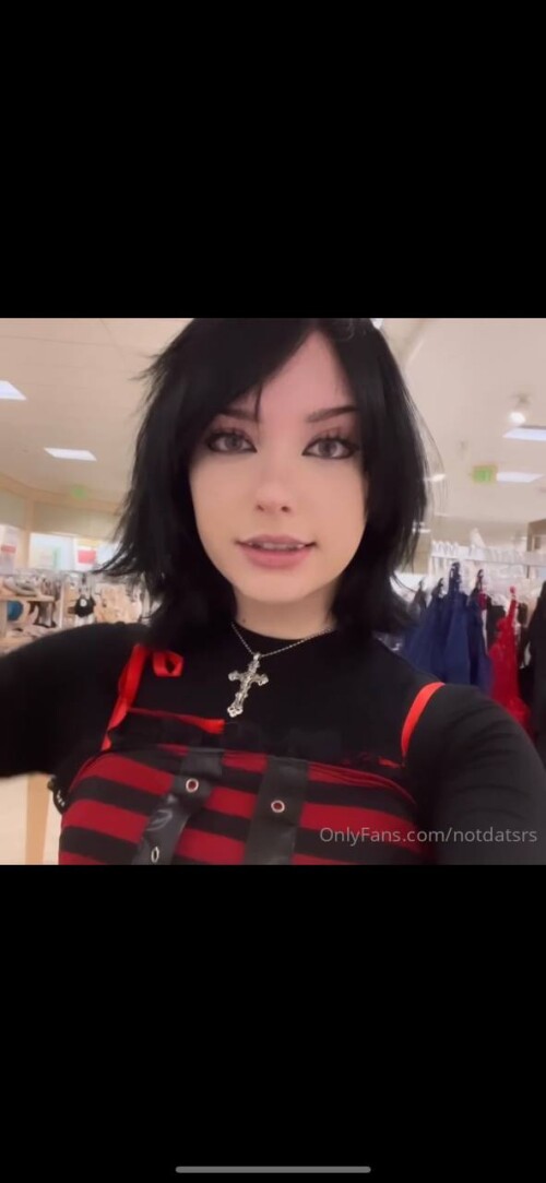 ItsNotDatSrs | Notdatsrs | liz | lilredvlvt Nude Leaked Onlyfans Photo ItsNotDatSrs | Notdatsrs | liz | lilredvlvt Nude Leaked Onlyfans Photo