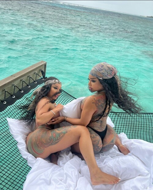 Double Dose Twins Nude Leaked Onlyfans Photo Double Dose Twins Nude Leaked Onlyfans Photo