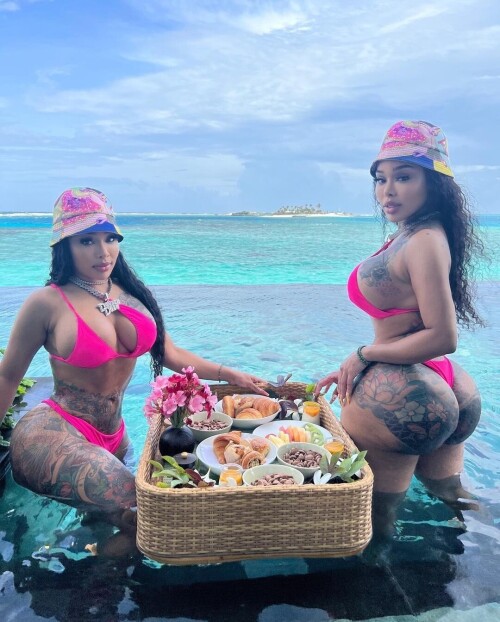 Double Dose Twins Nude Leaked Onlyfans Photo Double Dose Twins Nude Leaked Onlyfans Photo
