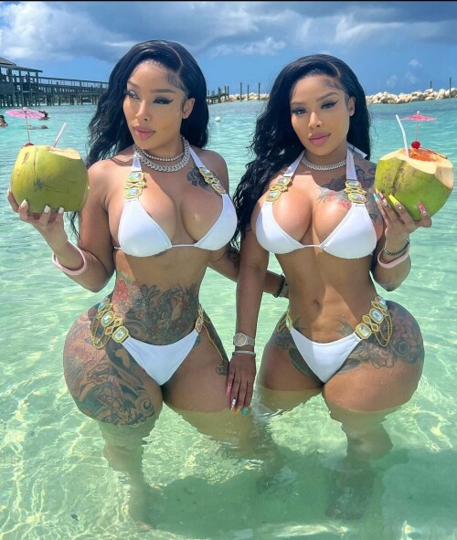 Double Dose Twins Nude Leaked Onlyfans Photo Double Dose Twins Nude Leaked Onlyfans Photo