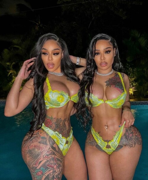Double Dose Twins Nude Leaked Onlyfans Photo Double Dose Twins Nude Leaked Onlyfans Photo