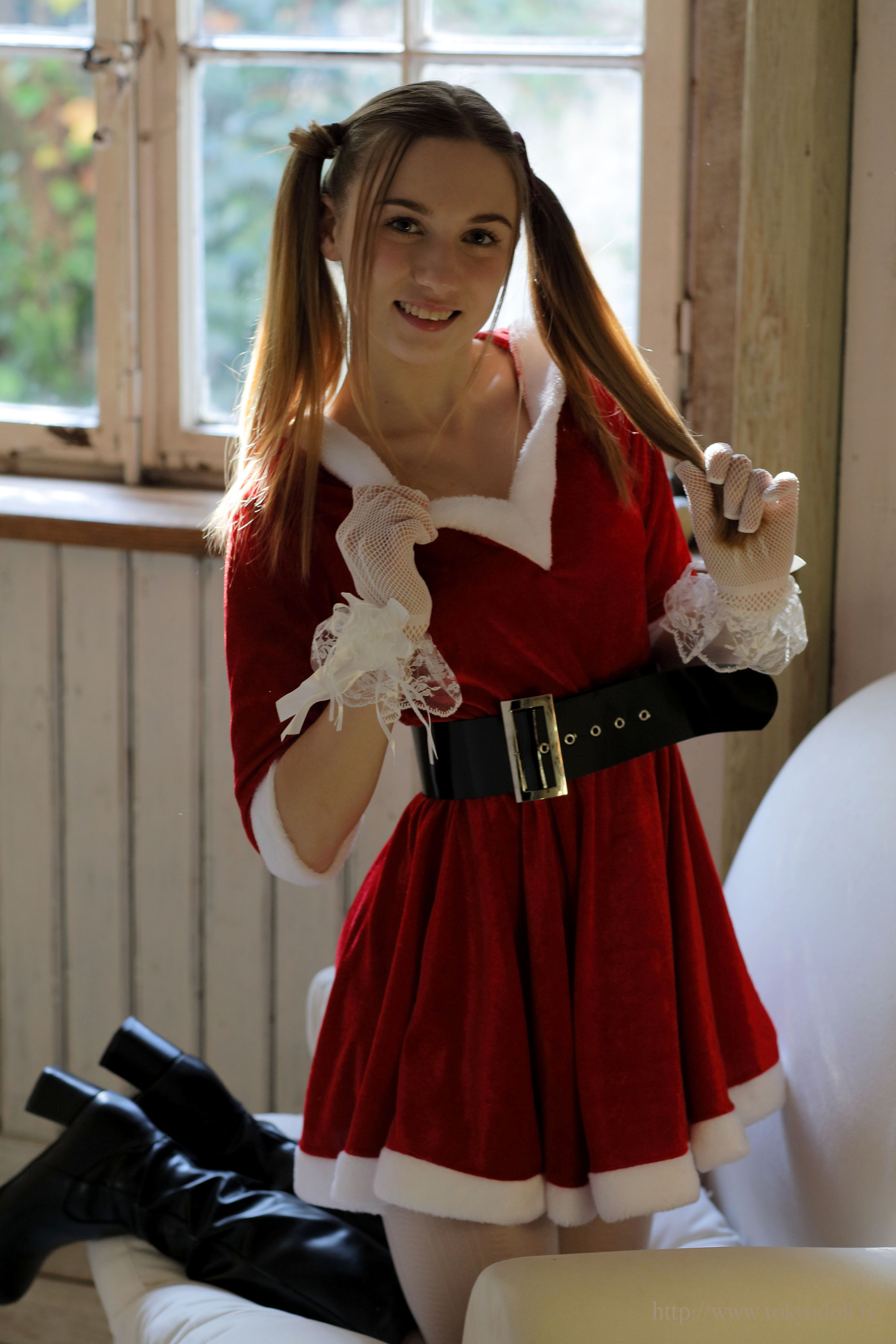 https://simp5.jpg5.su/Tokyodoll-Beghe-B-Christmas-Set-2018B-004.jpg