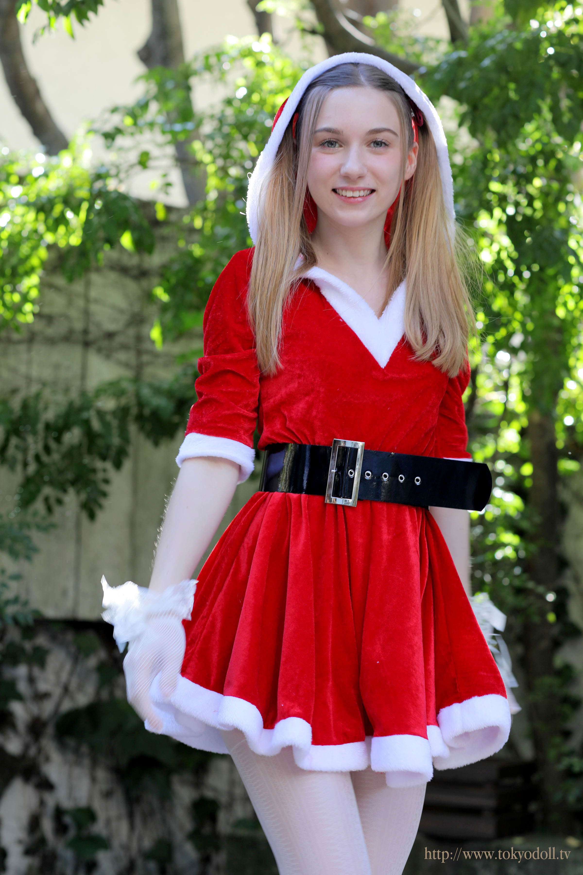 https://simp5.jpg5.su/Tokyodoll-Beghe-B-Christmas-Set-2018B-026.jpg