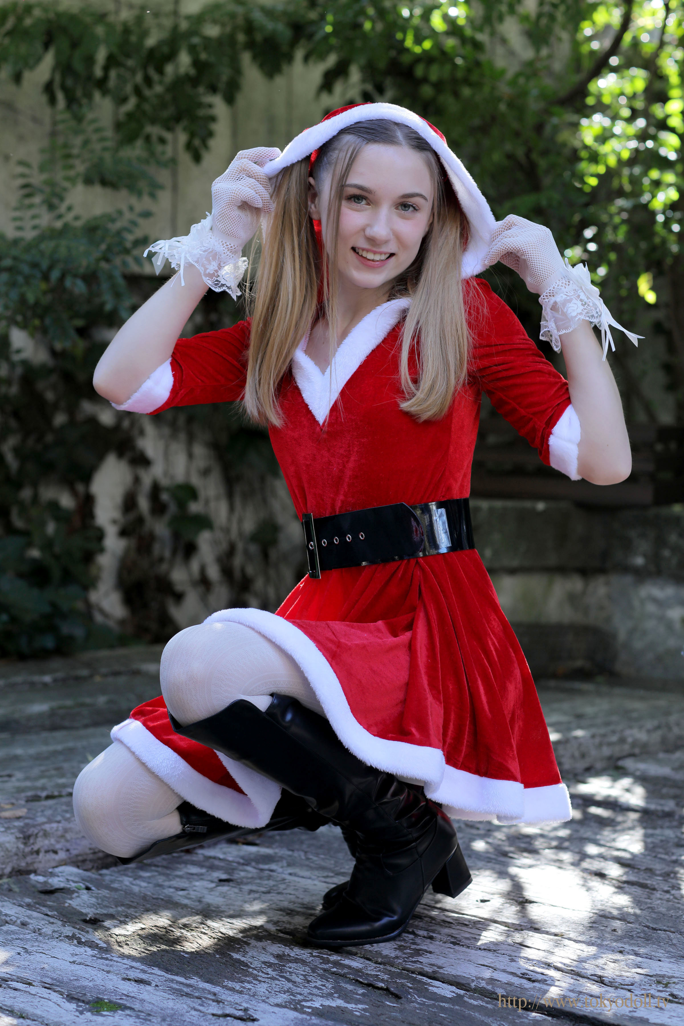 https://simp5.jpg5.su/Tokyodoll-Beghe-B-Christmas-Set-2018B-048.jpg