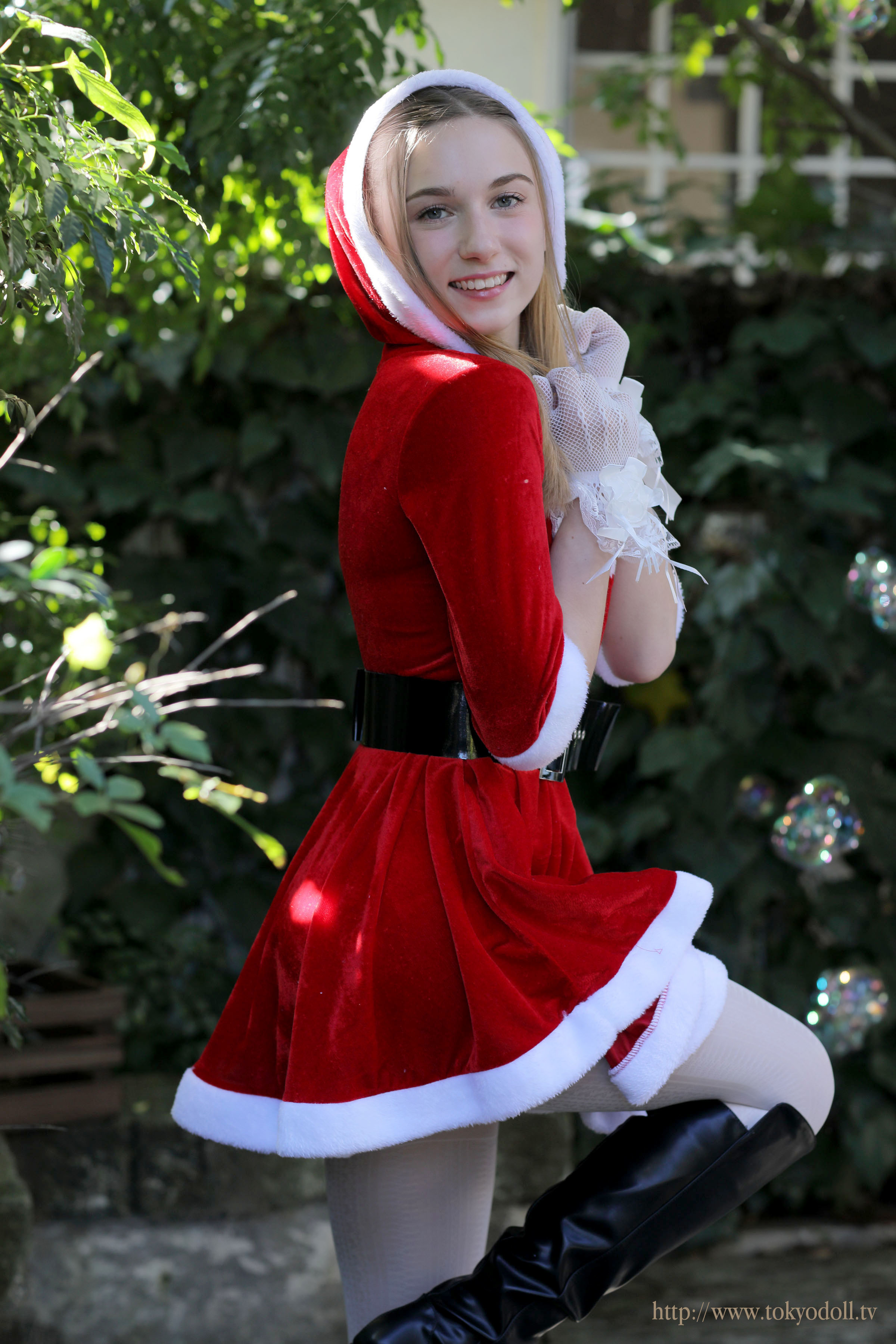 https://simp5.jpg5.su/Tokyodoll-Beghe-B-Christmas-Set-2018B-050.jpg