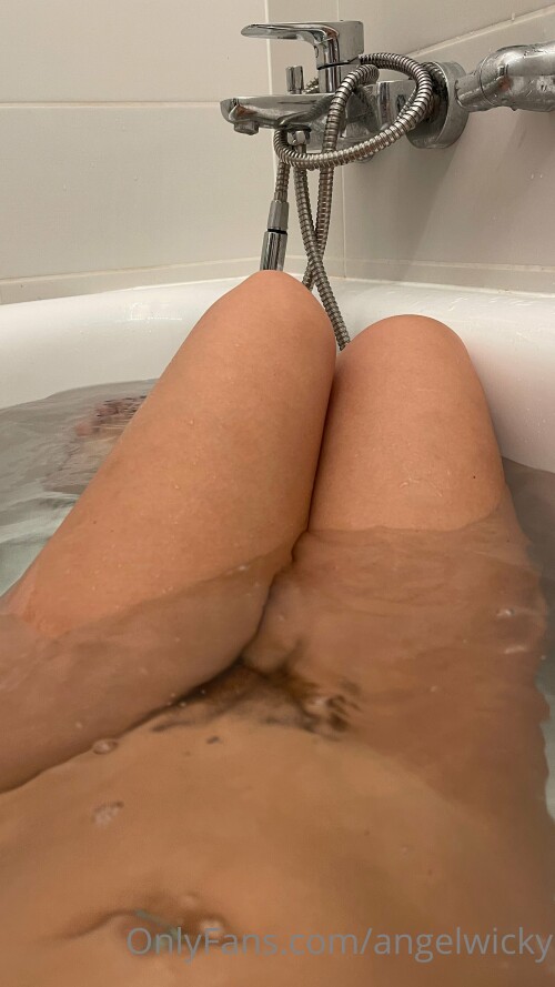 Angel Wicky Nude Leaked Onlyfans Photo