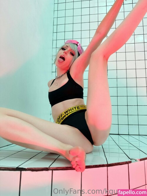 KQ-Kawaii_Queentsun - Emily Something Nude Leaked Onlyfans Photo KQ-Kawaii_Queentsun - Emily Something Nude Leaked Onlyfans Photo
