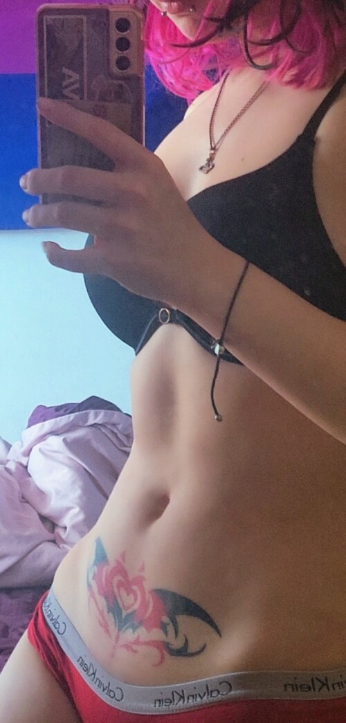 Zureeal Nude Leaked Onlyfans Photo