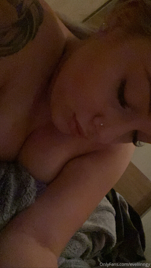 eveliinngy Nude Leaked Onlyfans Photo