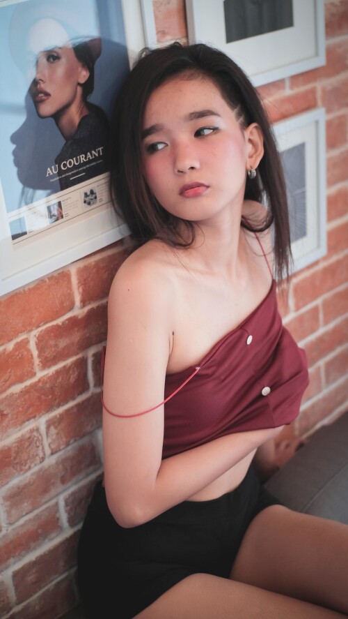 teen-do-you-want-to-touch-my-tits-too-fwoM9N4eae5e570b0e74b8.md.jpg